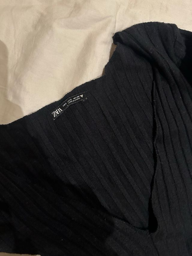 Vestido de punto negro Zara