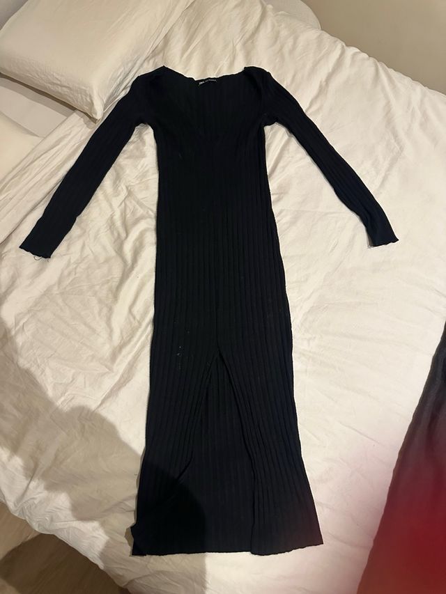 Vestido de punto negro Zara