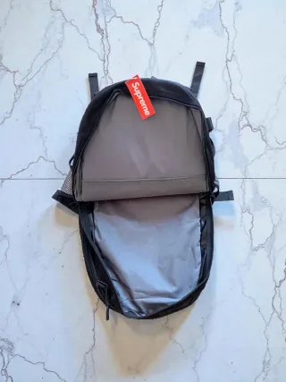Mochila Supreme Negra
