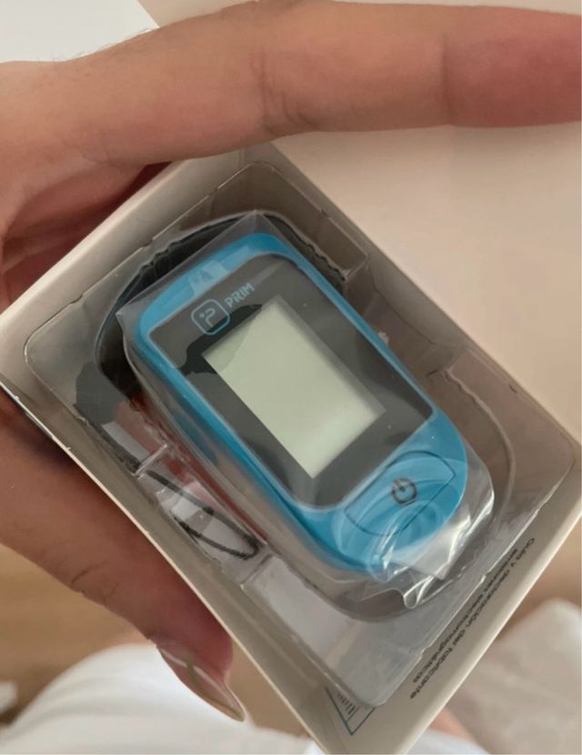 Pulsioxímetro de dedo Prim nuevo