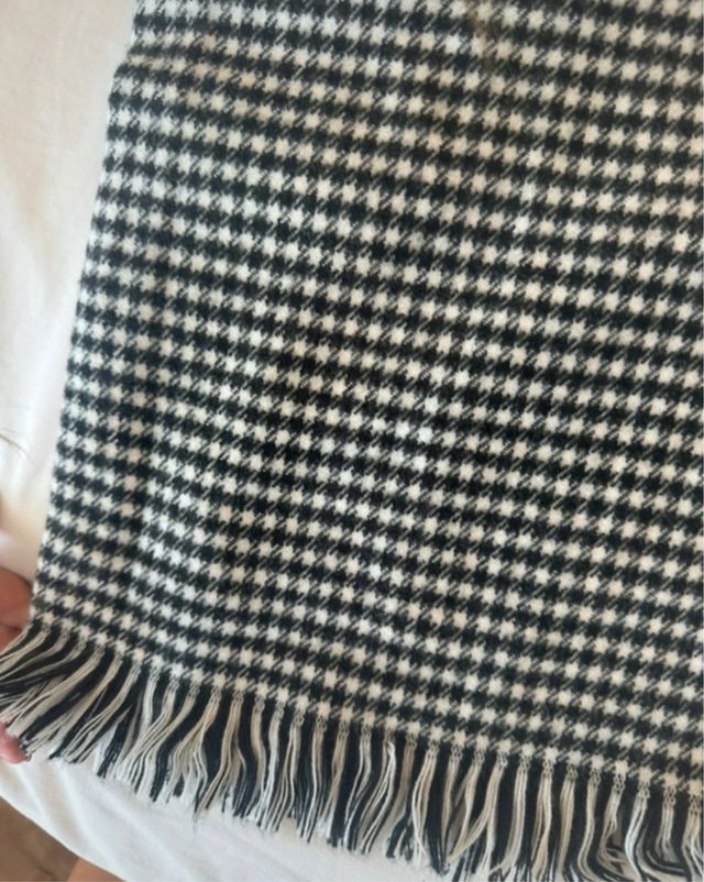 Bufanda Brownie cuadros blanco y negro