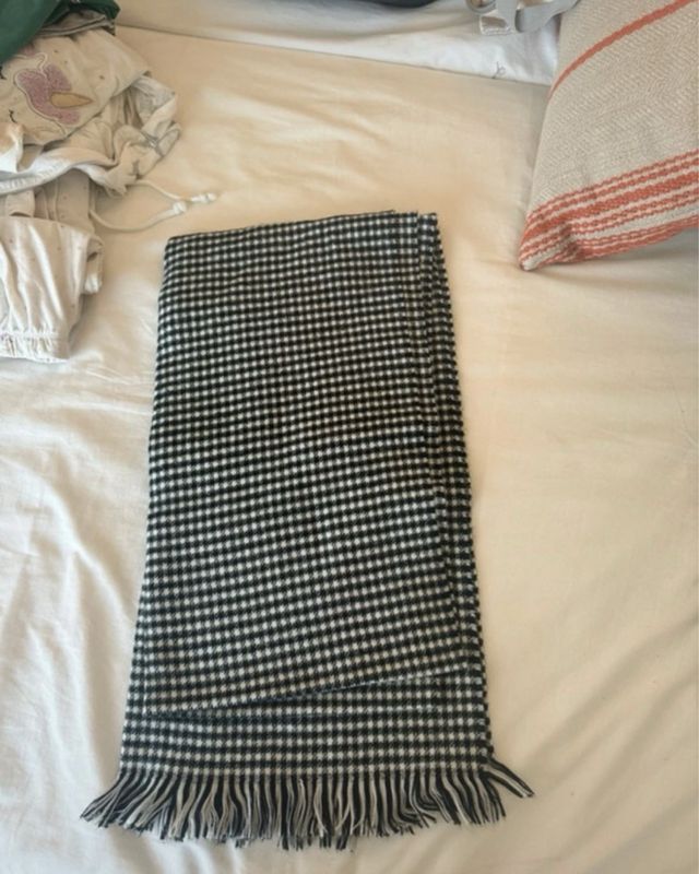 Bufanda Brownie cuadros blanco y negro