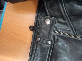 Chaqueta de cuero Schott Negra