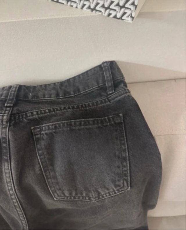 Pantalones Zara negros con lentejuelas