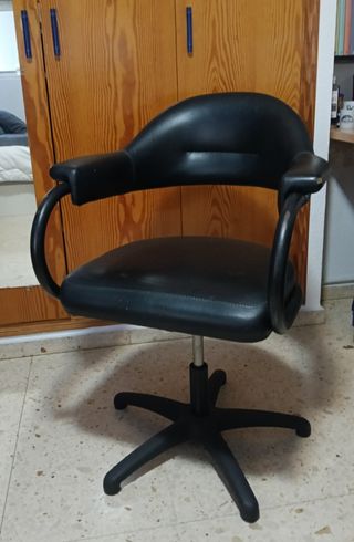 Lote Mobiliario Retro para Peluquería (1990-2000)