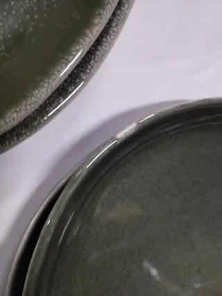 18 piatti rustici in porcellana verde