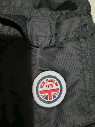 Abrigo de plumas negro