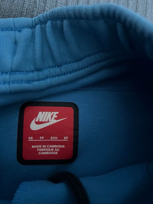 Conjunto Nike Tech Fleece Azul