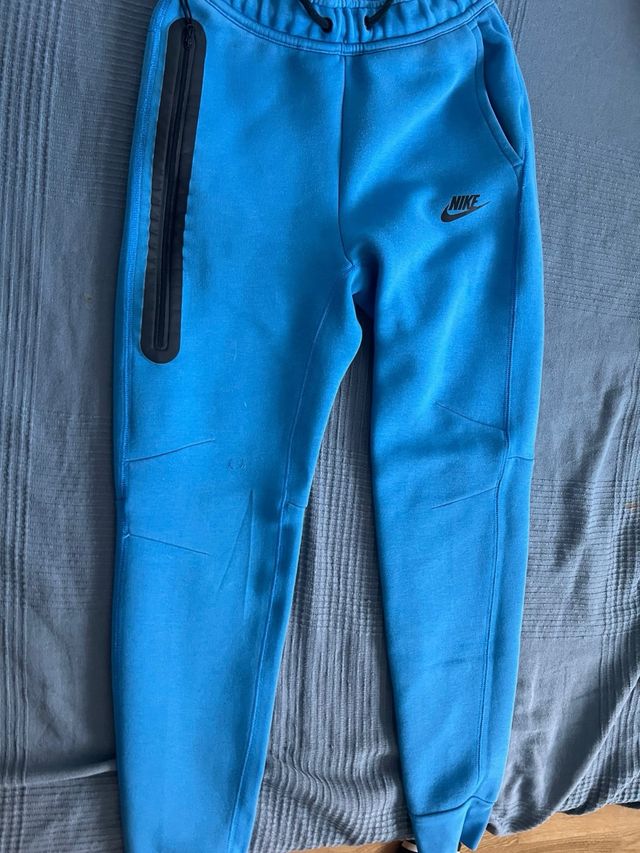 Conjunto Nike Tech Fleece Azul