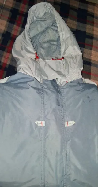 Cortavientos Hombre, Tribord.