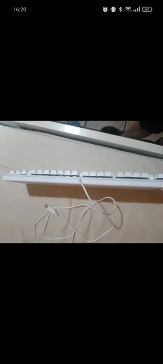 Teclado Mecánico Gaming W Blanco RGB