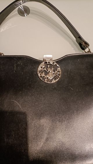 Borsetta a mano vintage con fermaglio lavorato