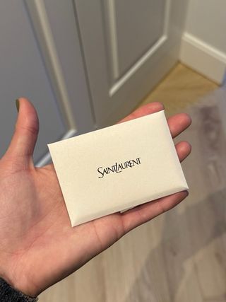 Bolso Yves Saint Laurent LE 5 À 7 Piel Negra