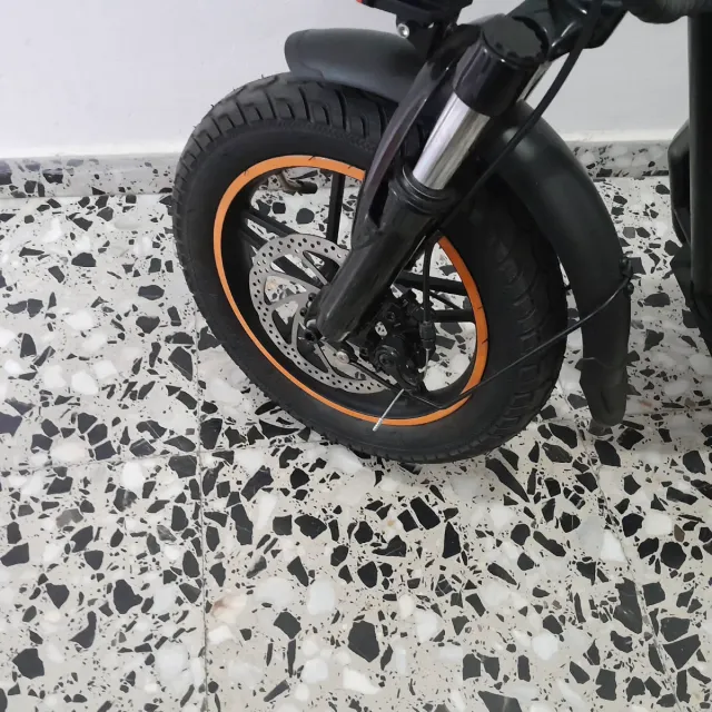 Patinete eléctrico plegable