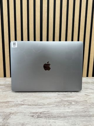 MacBook Air 13" 2020 M1 8gb 256gb SSD