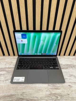 MacBook Air 13" 2020 M1 8gb 256gb SSD