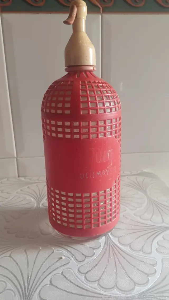 Sifón antiguo rojo y crema