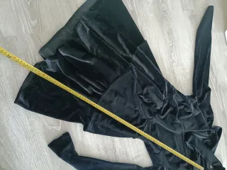 Vestido negro de terciopelo