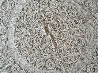 Tovaglia rotonda uncinetto beige