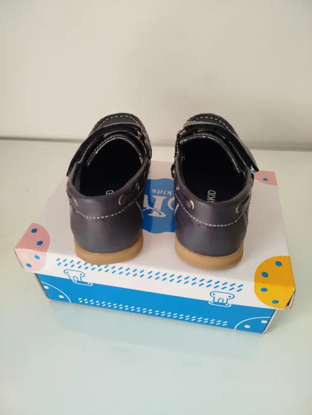 Zapatos niño talla 32