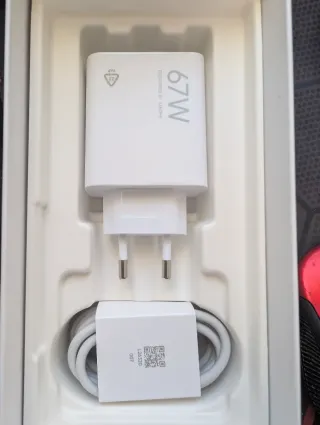 Xiaomi 15T 12-256. Nuovo + Caricabatterie 67W
