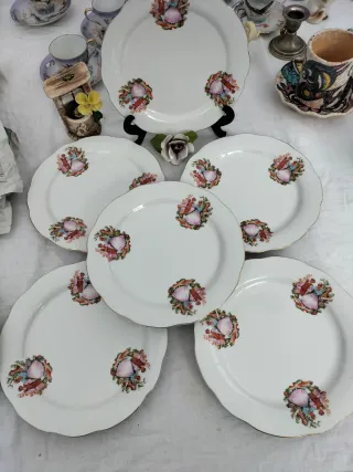 Antichi piatti di porcellana cinese