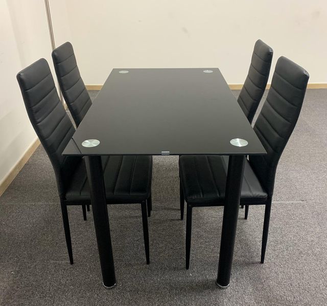 Juego Comedor 4 Sillas Negro