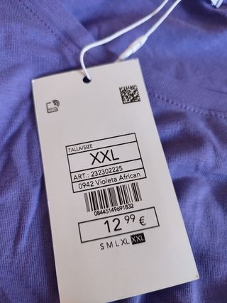 Camiseta morada mangas largas diseño floral