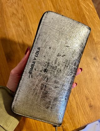 Billetero Bimba y Lola plateado piel