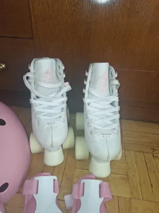 Patines niña talla 29 + protecciones