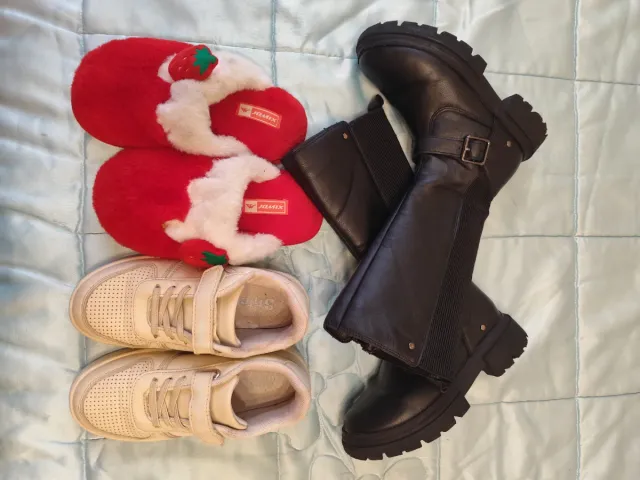 Lote de zapatillas y botas n 31