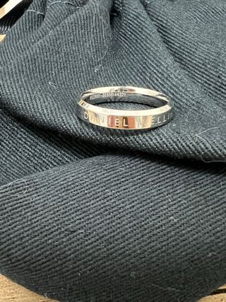 Anillo Daniel Wellington Plata