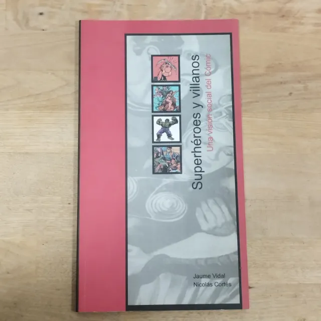 Superhéroes y villanos