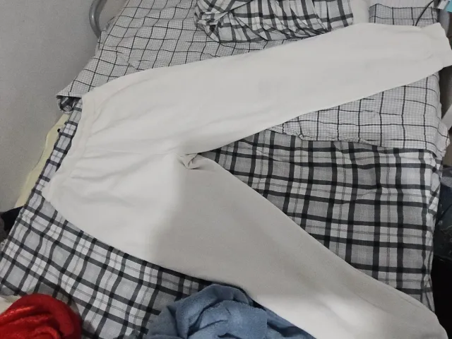 Pantalón chándal fila talla S blanco.