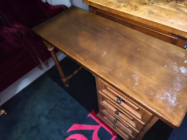 Escritorio Castellano Madera