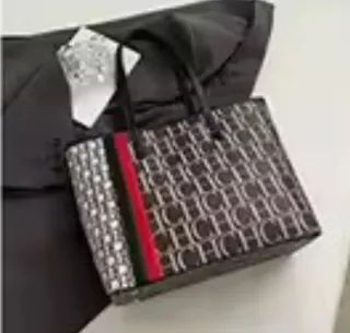 Bolso Tote CH Marrón Monogram