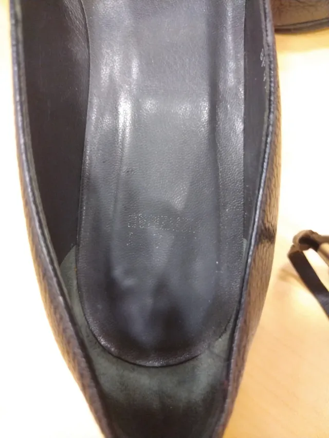 Zapatos Arche tacón bajo negros