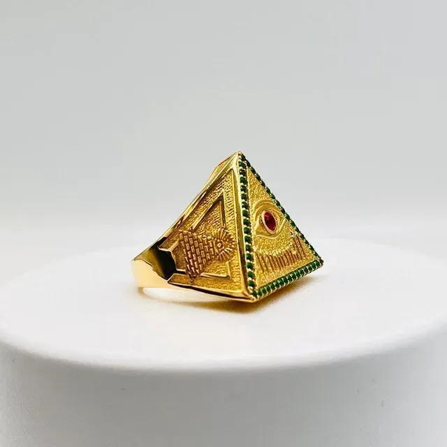 SELO ILUMINATI. Ouro 18k.