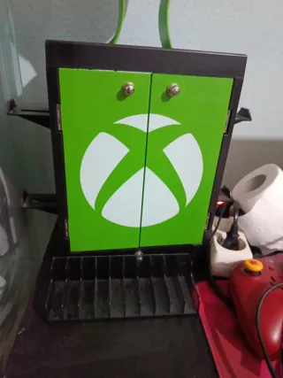 Mueble Xbox para juegos y mandos