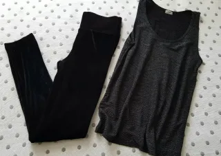 Conjunto S: Leggings negros y camiseta tirantes