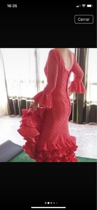 Traje de flamenca rojo con volantes