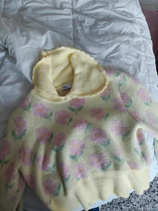 Jersey ZARA flores rosa y amarillo