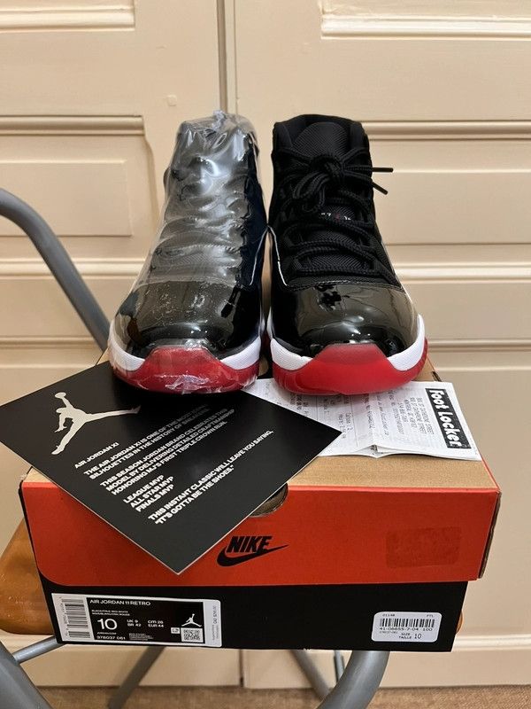 Jordan 11 Retro Playoffs Bred Talla 44 Sin Usar