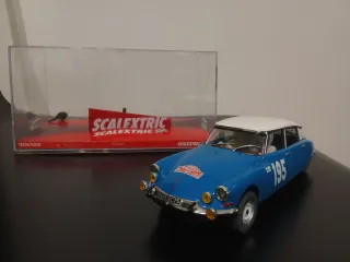Scalextric Citroën DS21