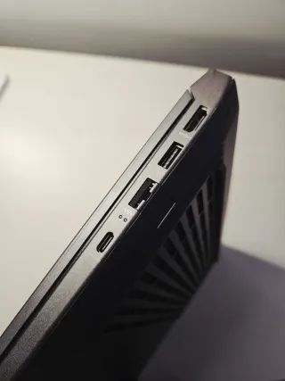 HP Victus Gaming Laptop - Como Nuevo