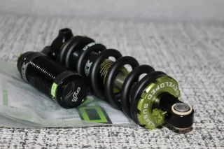 DVO JADE Coil 185x55 mm Muelle 550lbs Trunnion