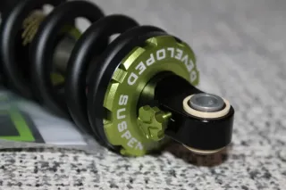 DVO JADE Coil 185x55 mm Muelle 550lbs Trunnion