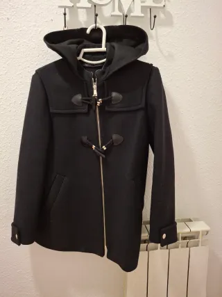 Abrigo Lana Zara Negro con Capucha