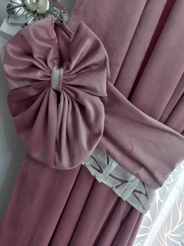 Tenda con mantovana e tris centri