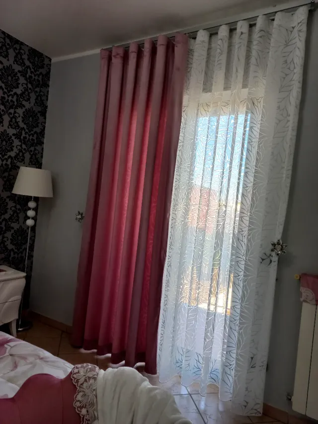 Tenda con mantovana e tris centri